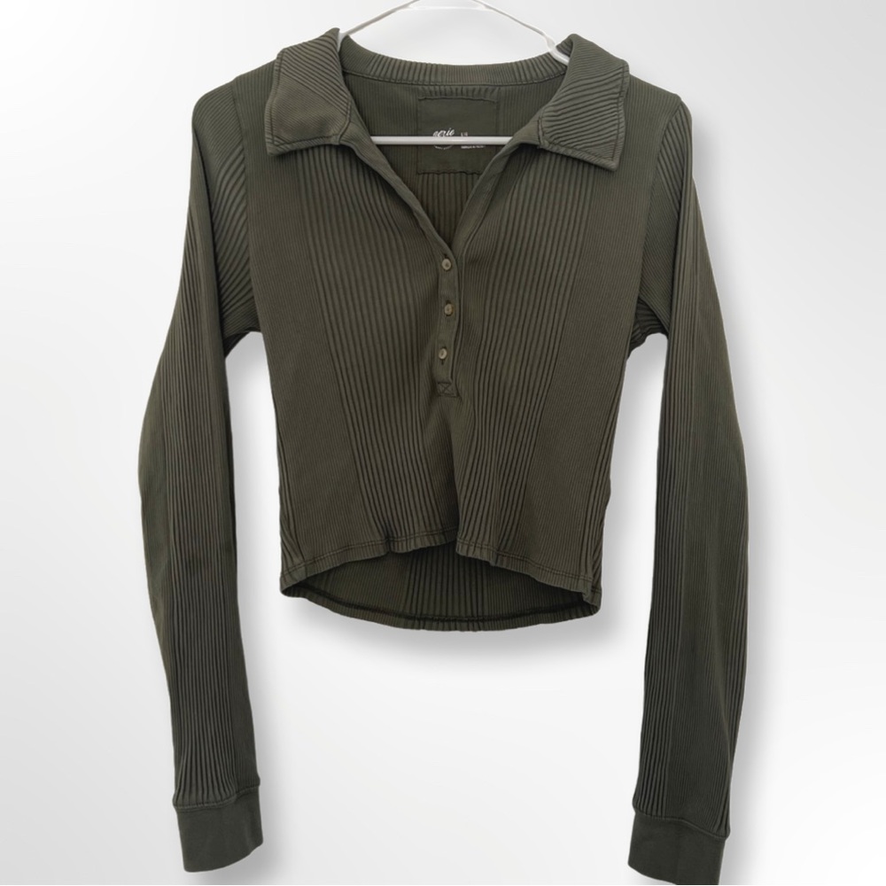 Aerie Green Button down Collar Long-Sleeve Top